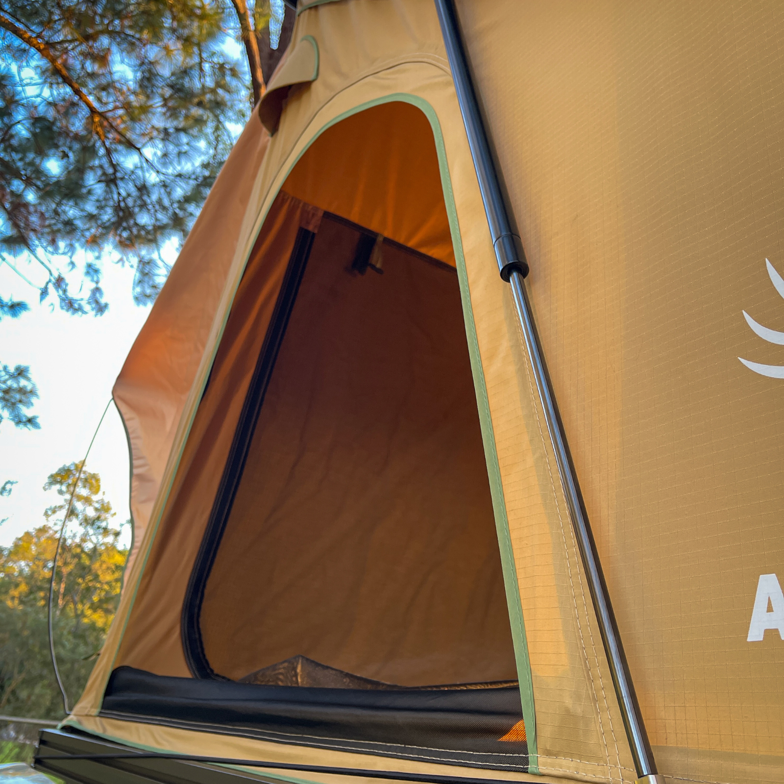 AAA Camper Tri Fold RTT - Image 8
