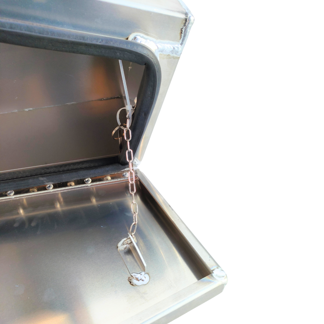 950MM TAPERED ALUMINIUM UNDER TRAY TOOLBOX (PAIR) – ALLOY - Image 5