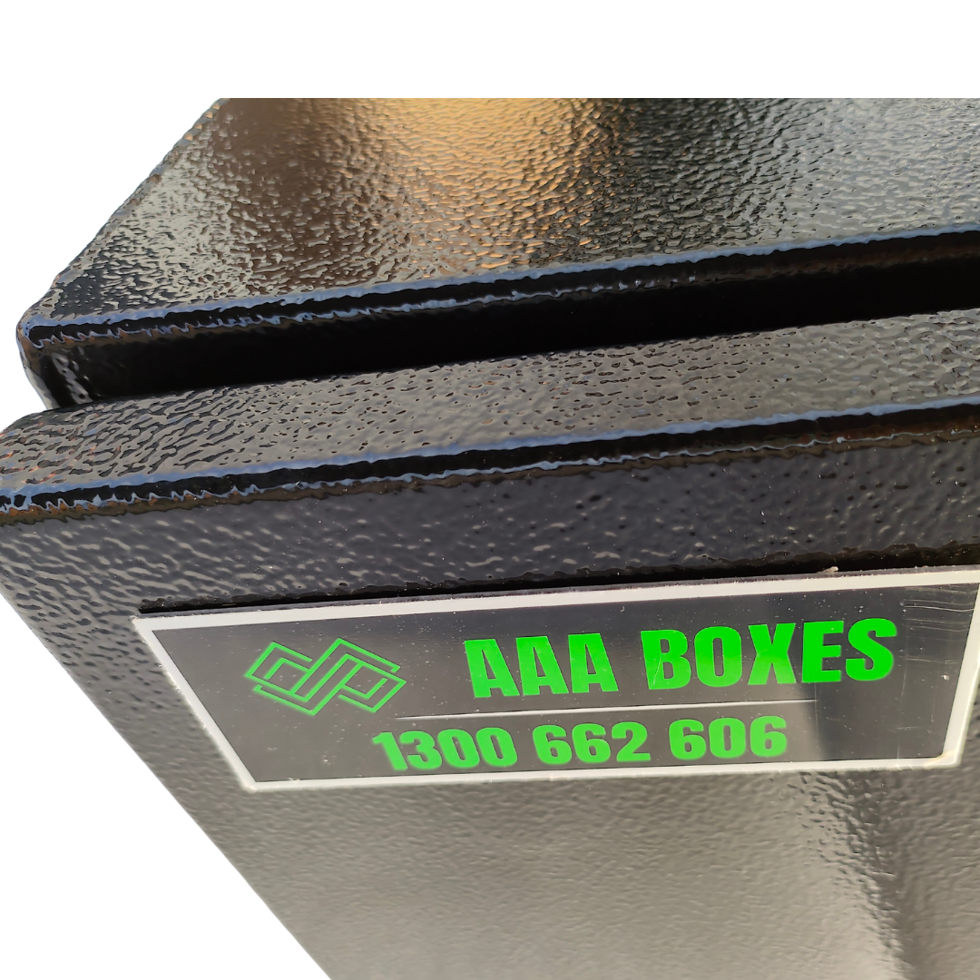 1180MM TAPERED ALUMINIUM UNDER TRAY TOOLBOX (PAIR) – BLACK - Image 8